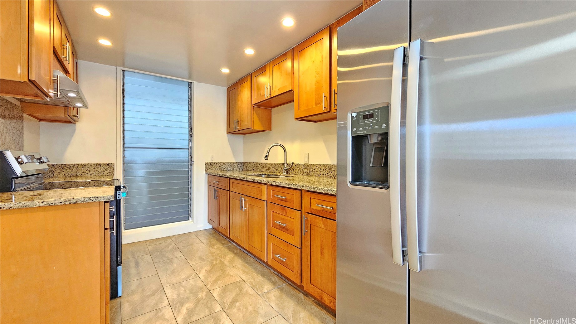 1624 Kanunu Street 304