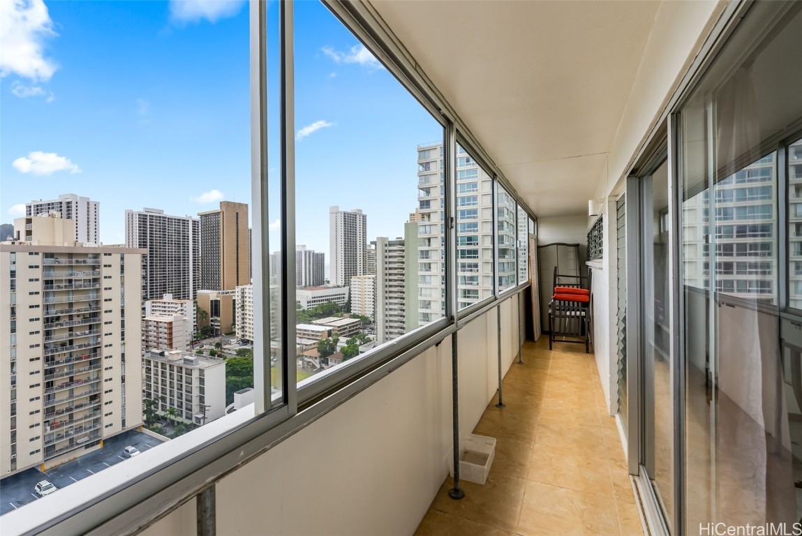 Ala Wai Townhouse Condominium