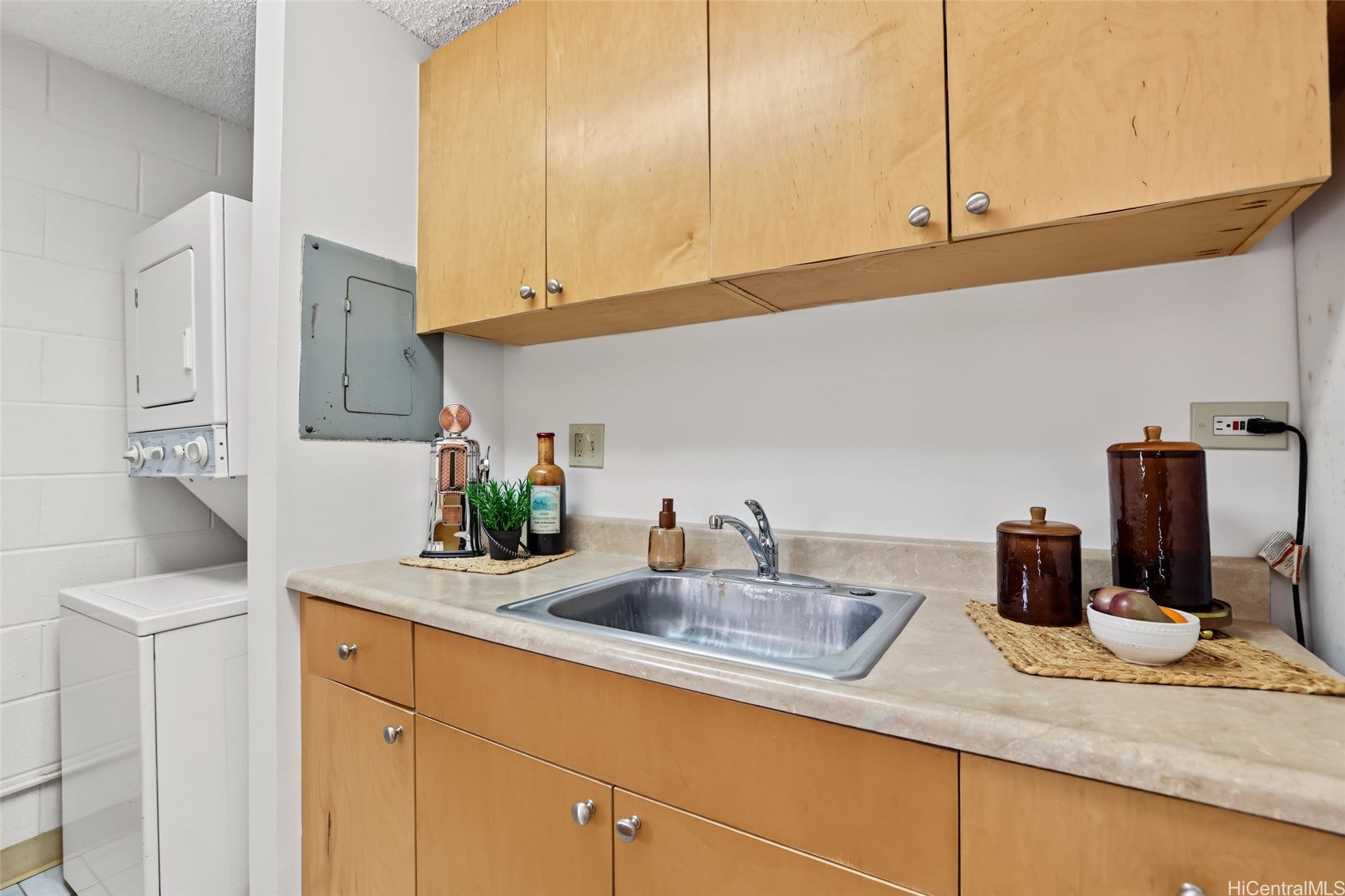 1415 Liholiho Street 202