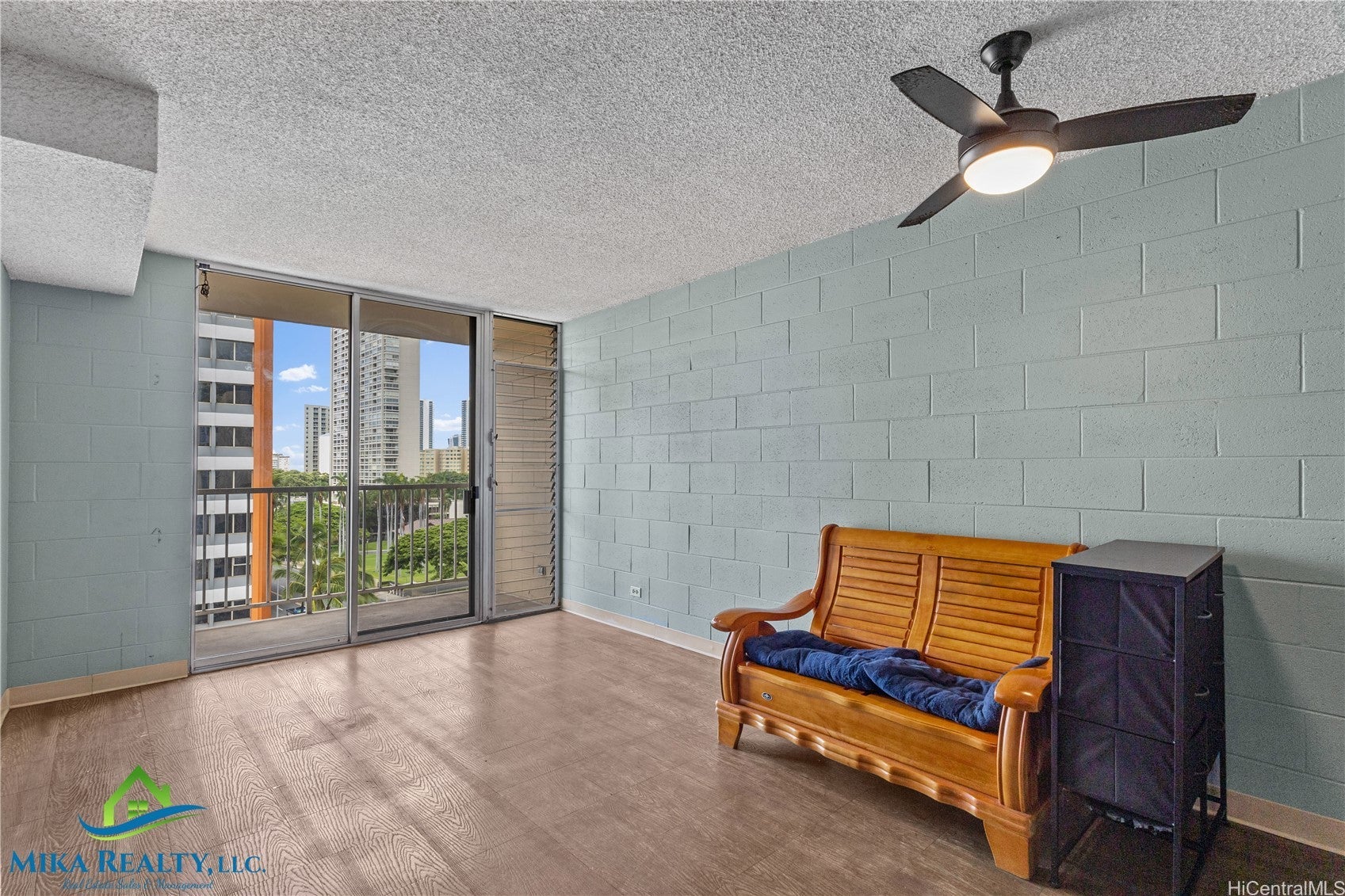 1415 Punahou Street 805