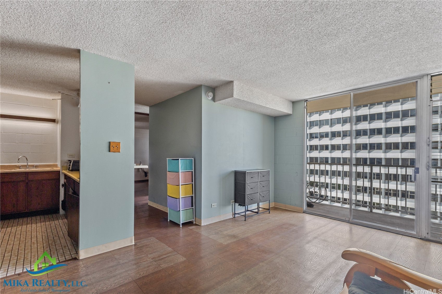 1415 Punahou Street 805