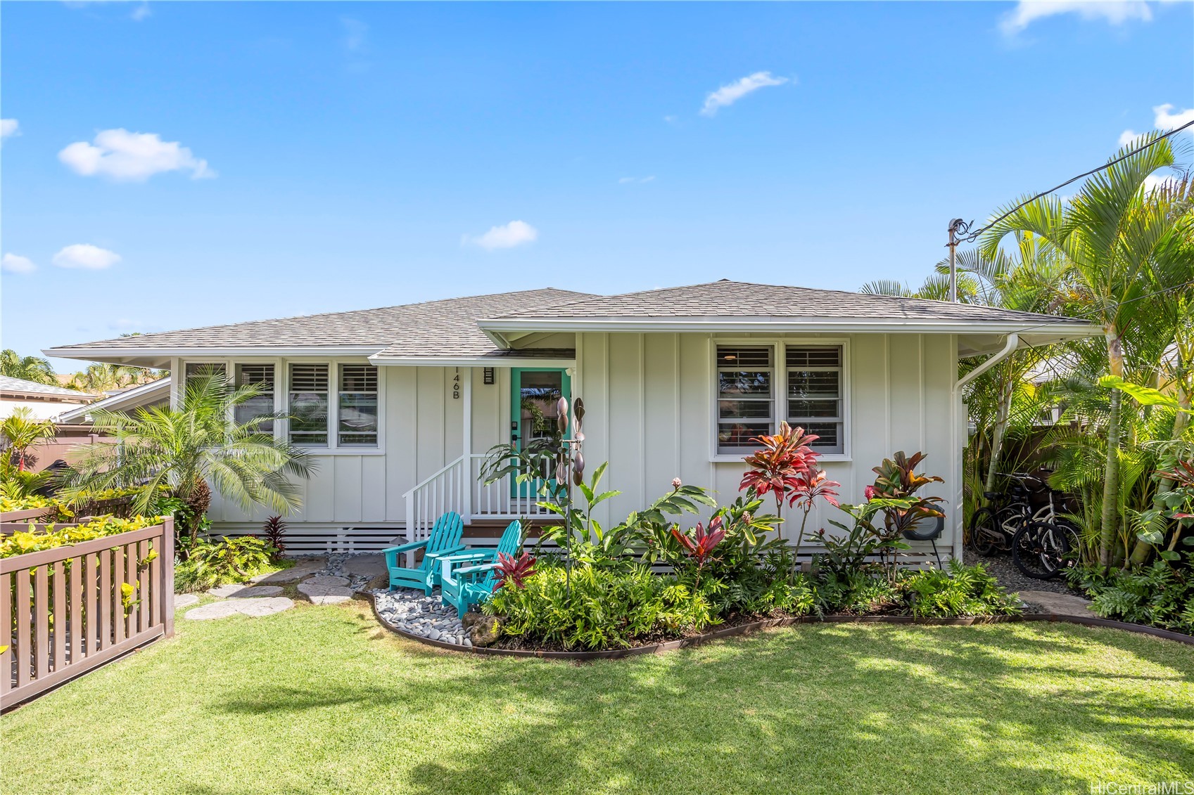 146 Maluniu Avenue B
