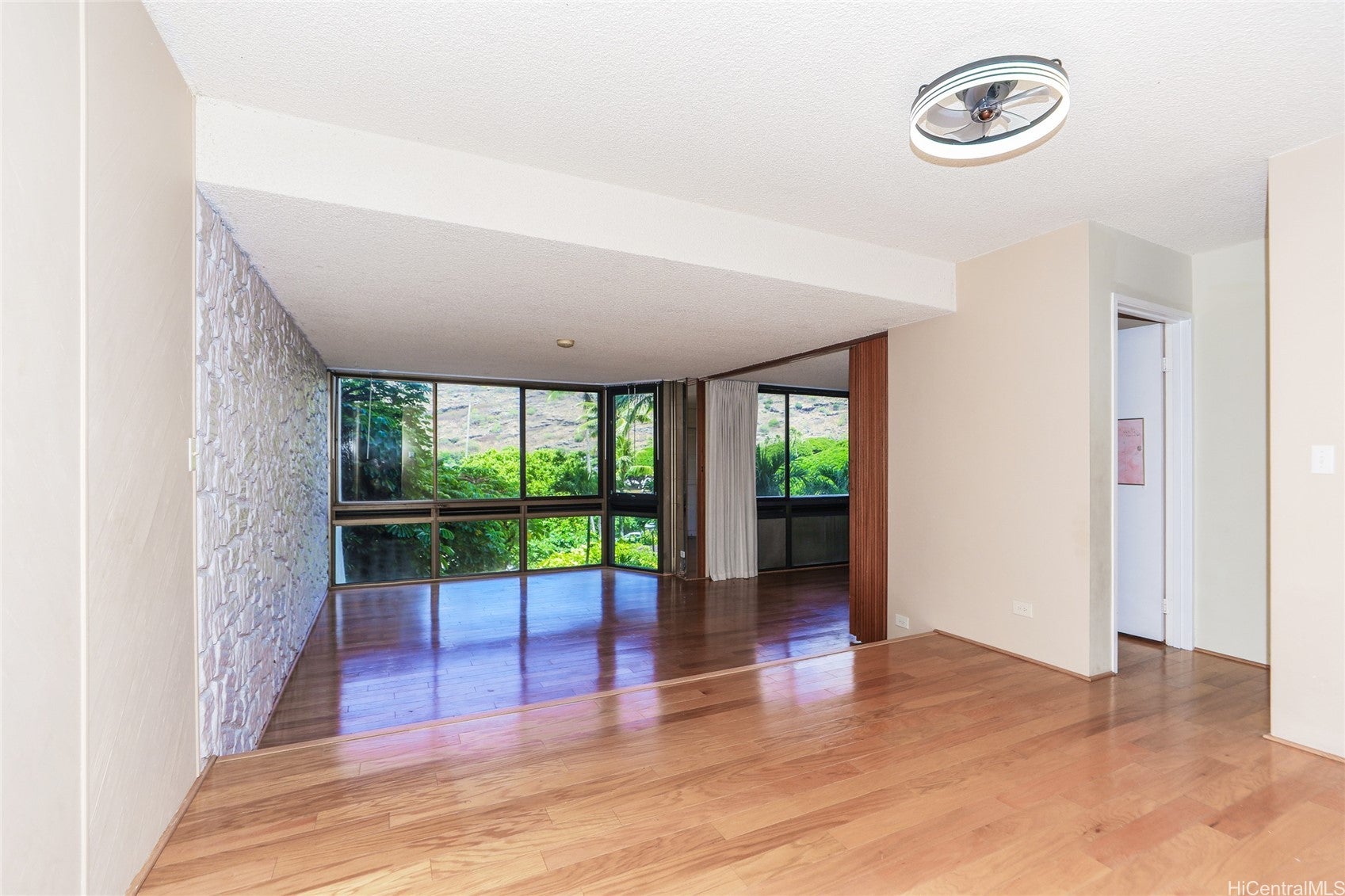 511 Hahaione Street Bldg 1 #3B