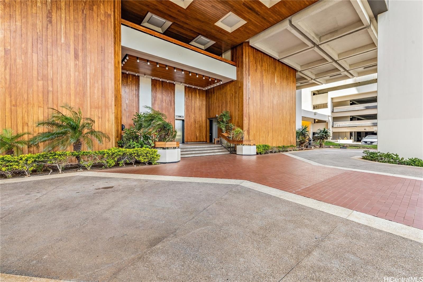 Mt Terrace Condominium