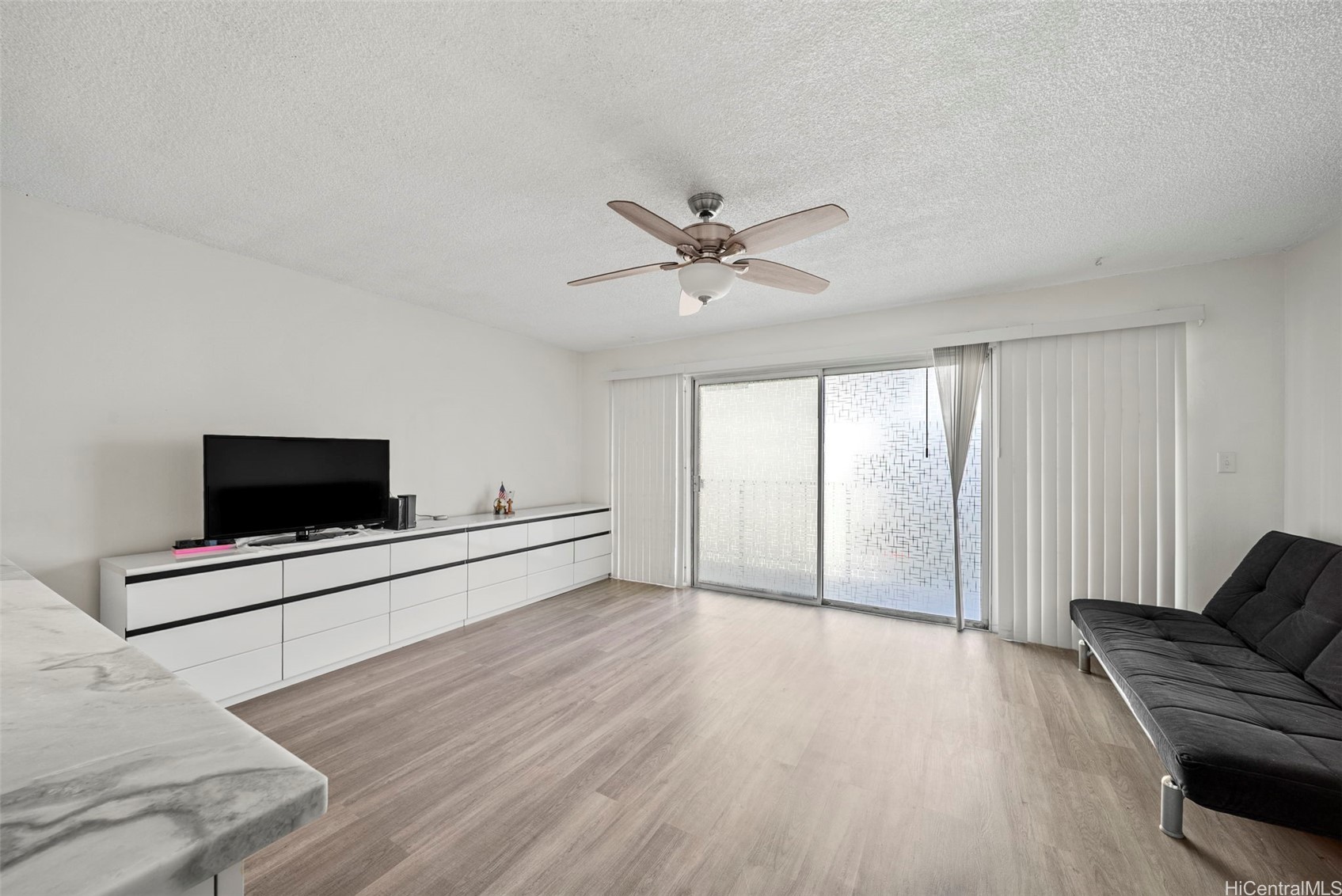731 Amana Street 402