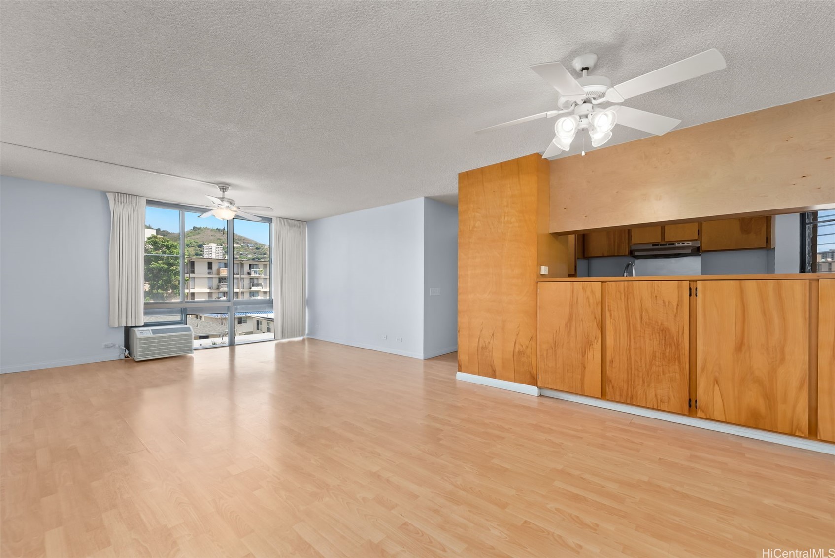 1441 Piikoi Street 405