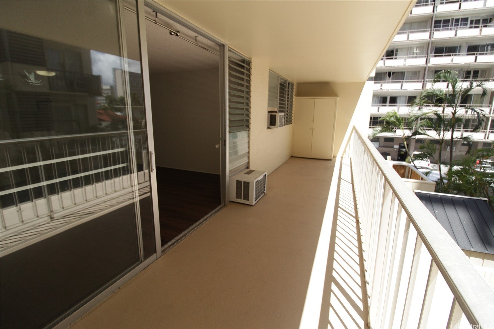 440 Lewers Street 302