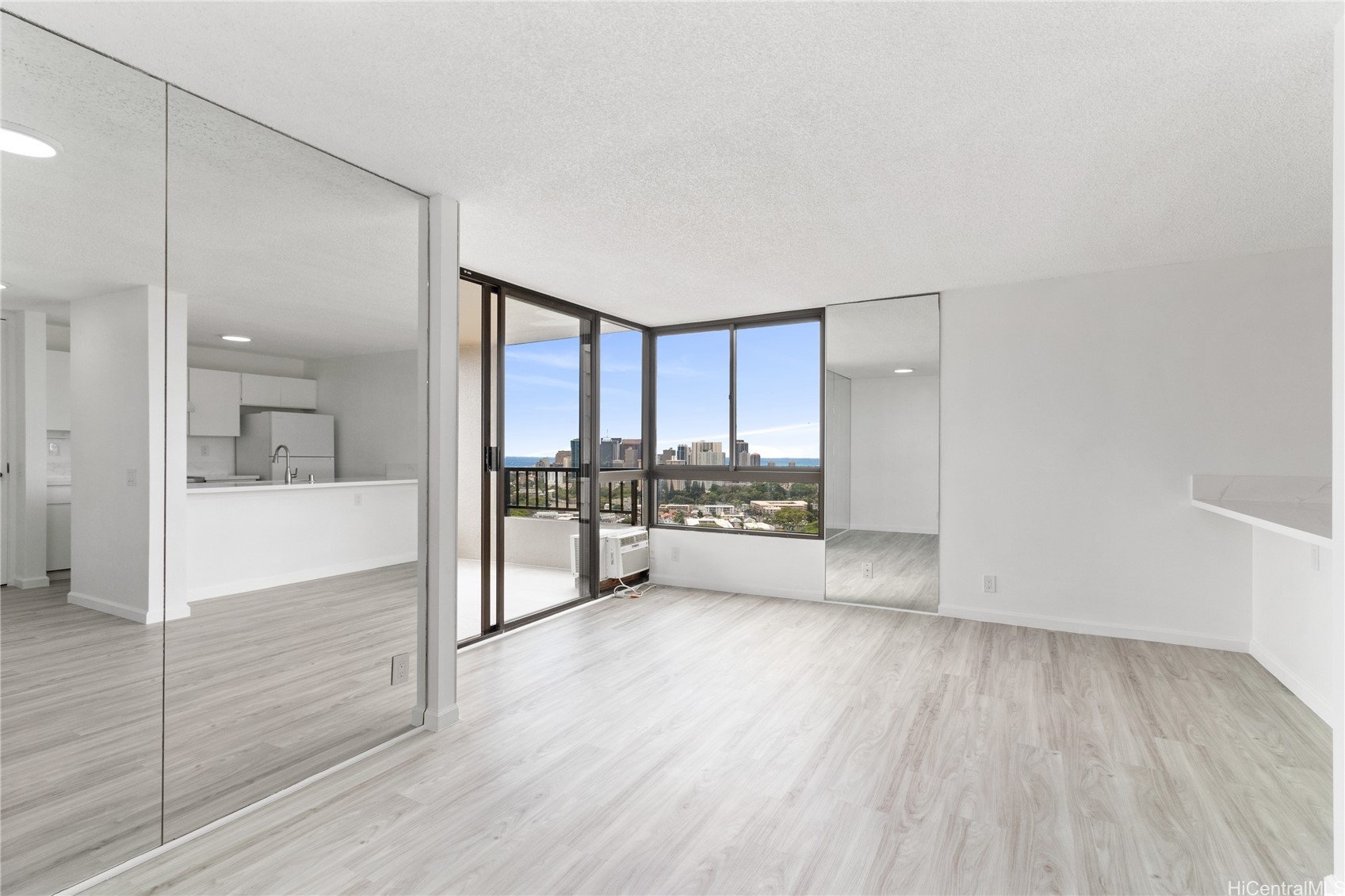 55 S Judd Street 2206