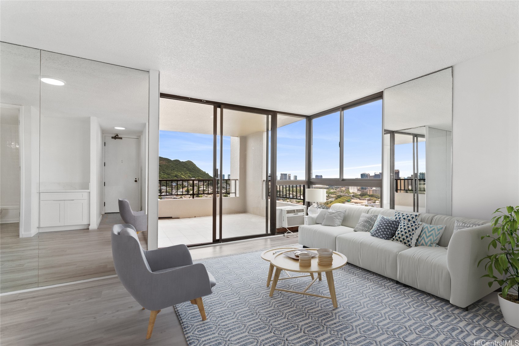55 S Judd Street 2206