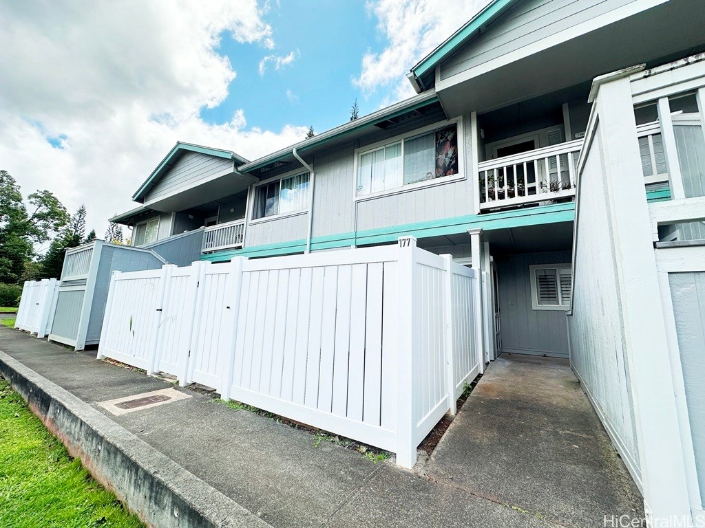 Hillsdale 4 Townhouse