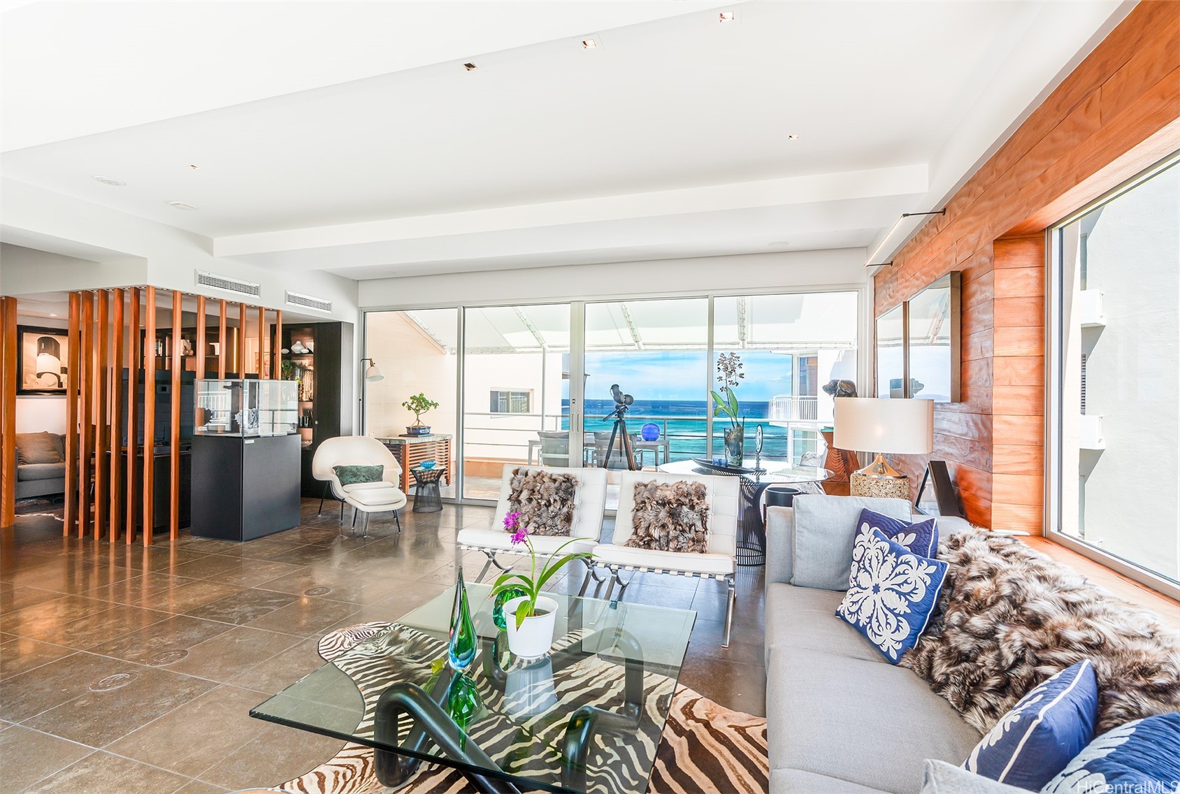 2979 Kalakaua Avenue 904