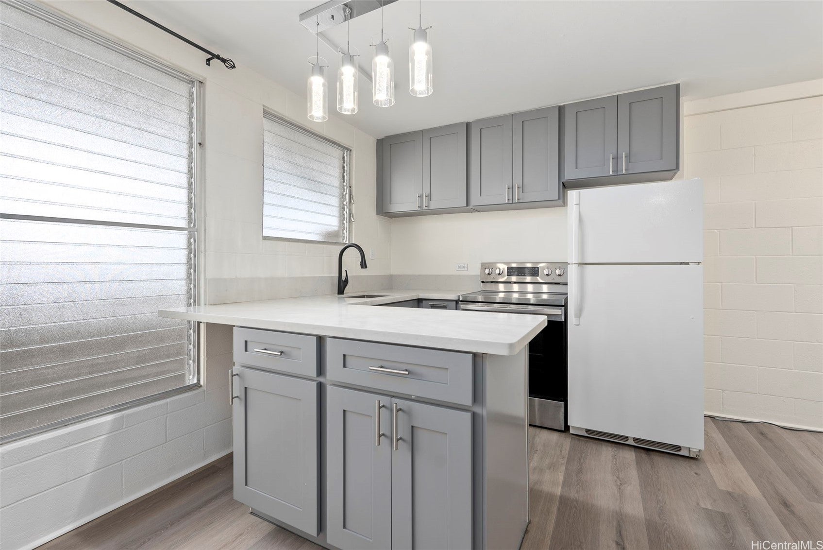 1531 Makiki Street #406