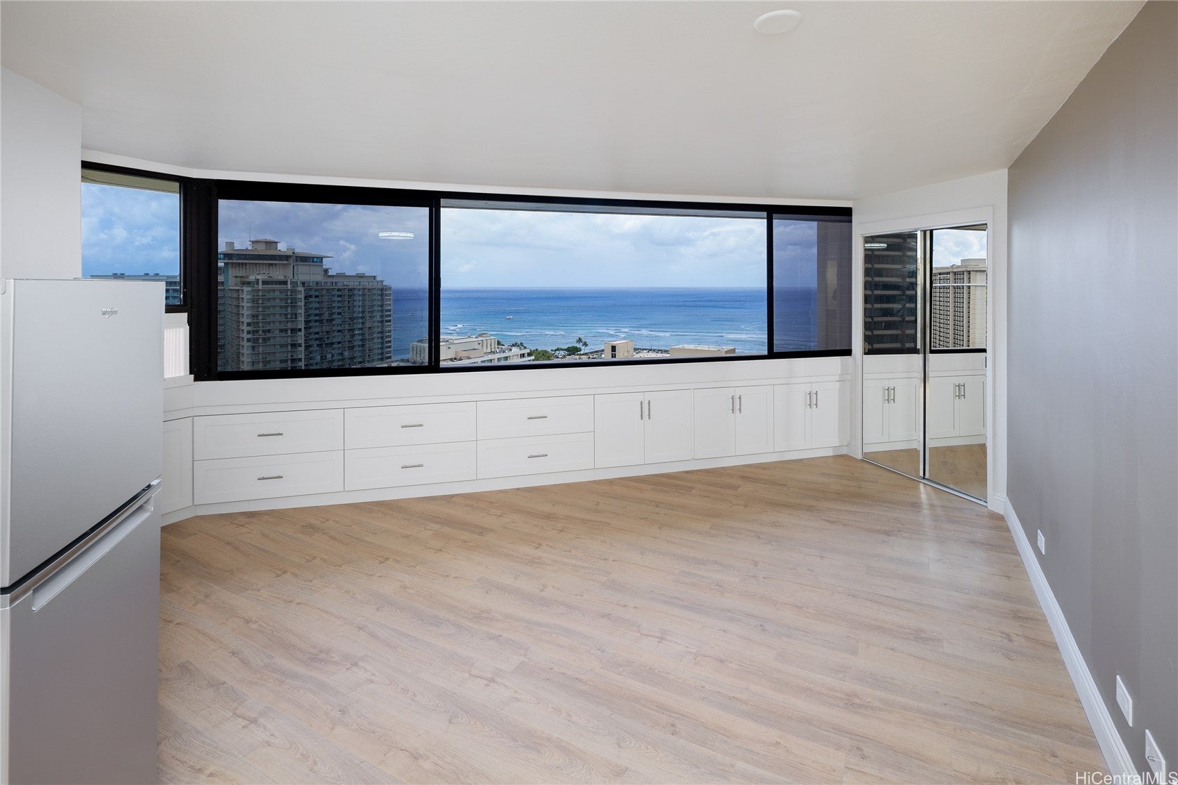 1700 Ala Moana Boulevard 3104