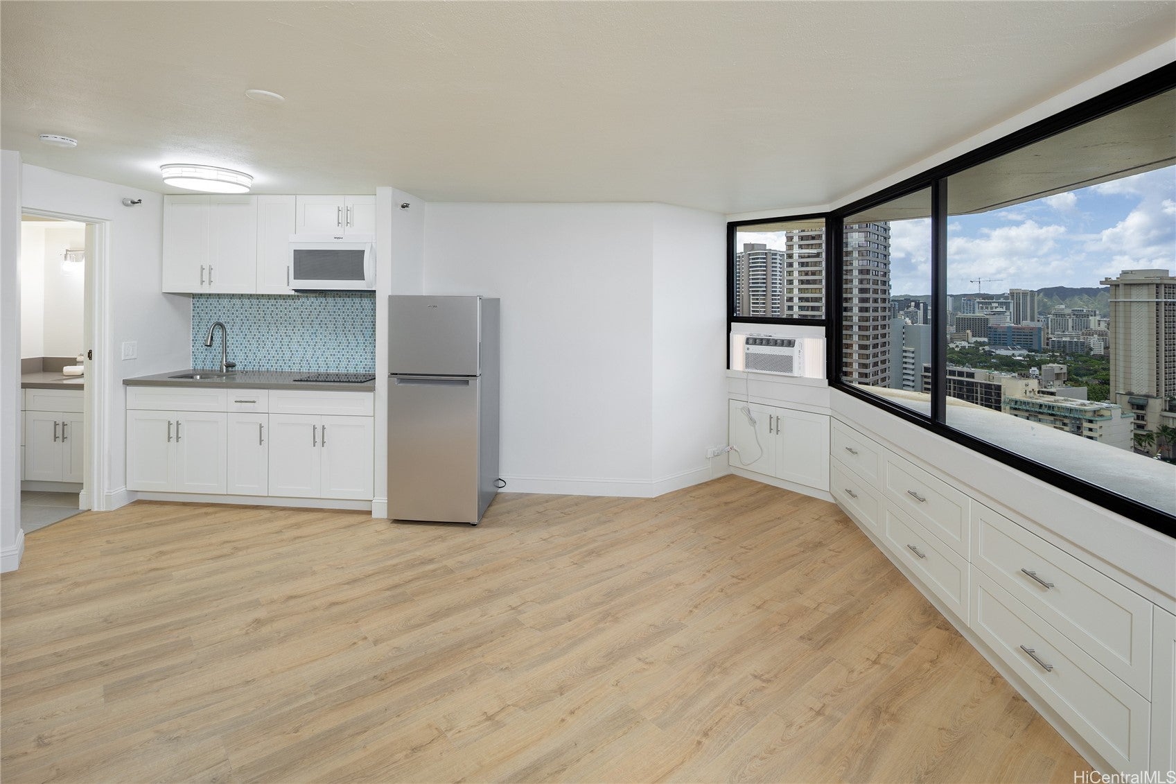 1700 Ala Moana Boulevard 3104