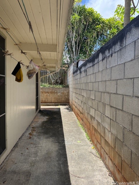 95-595 Naholoholo Street