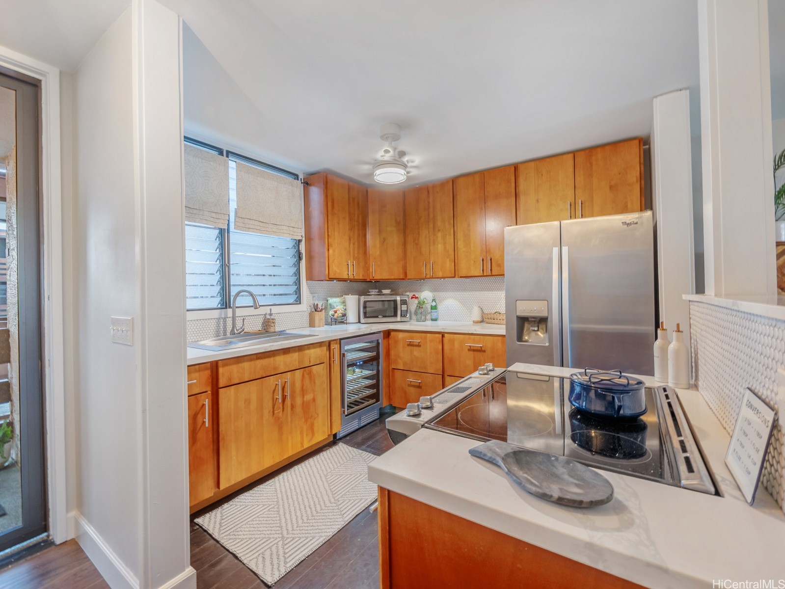 1015 Aoloa Place 343