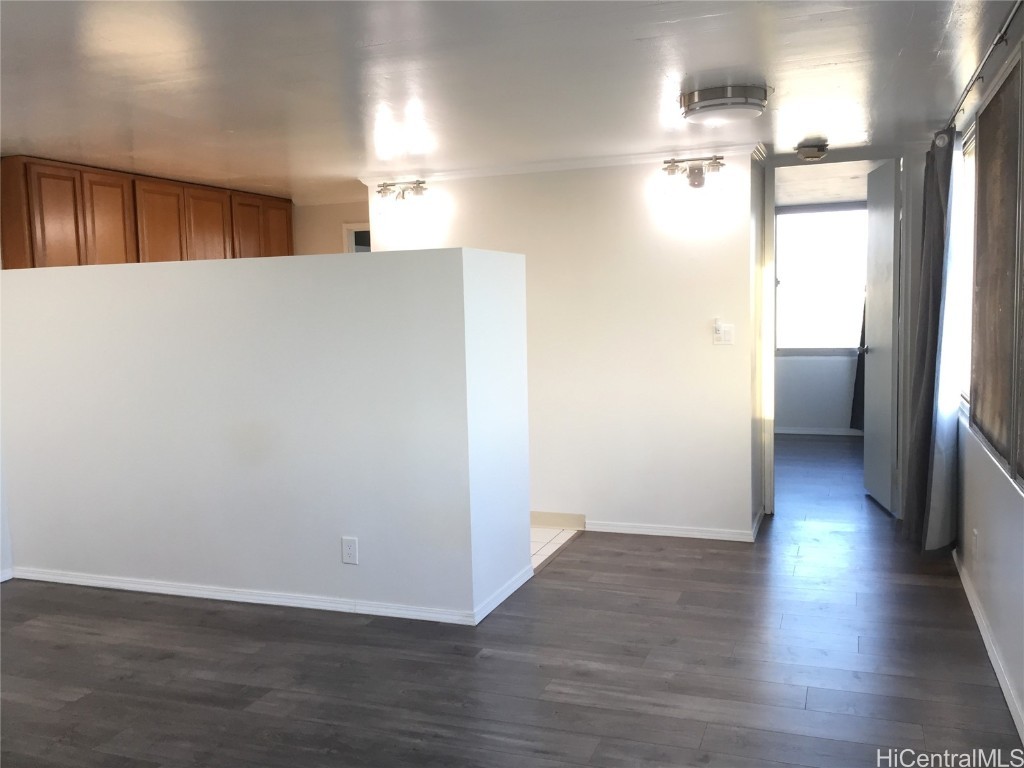 1060 Kamehameha Highway 903A