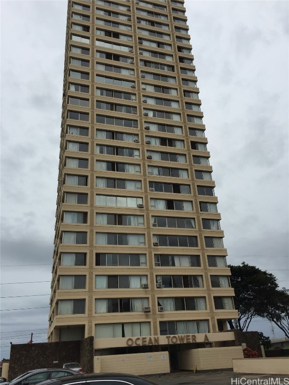 Century Park Plaza Condominium