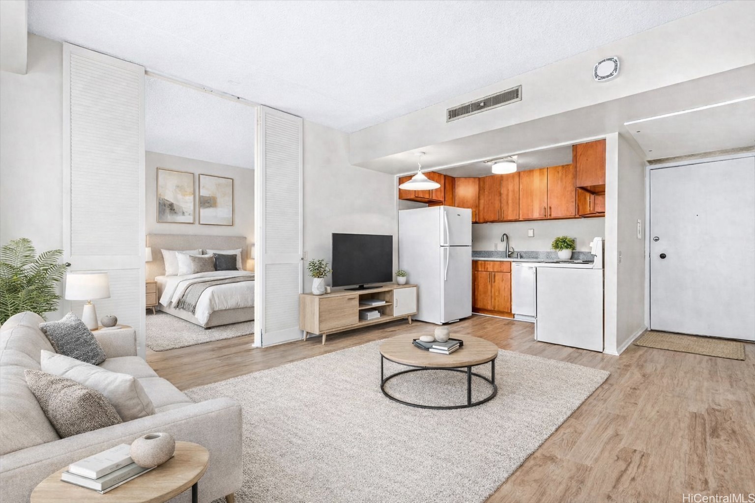 225 Queen Street 11E