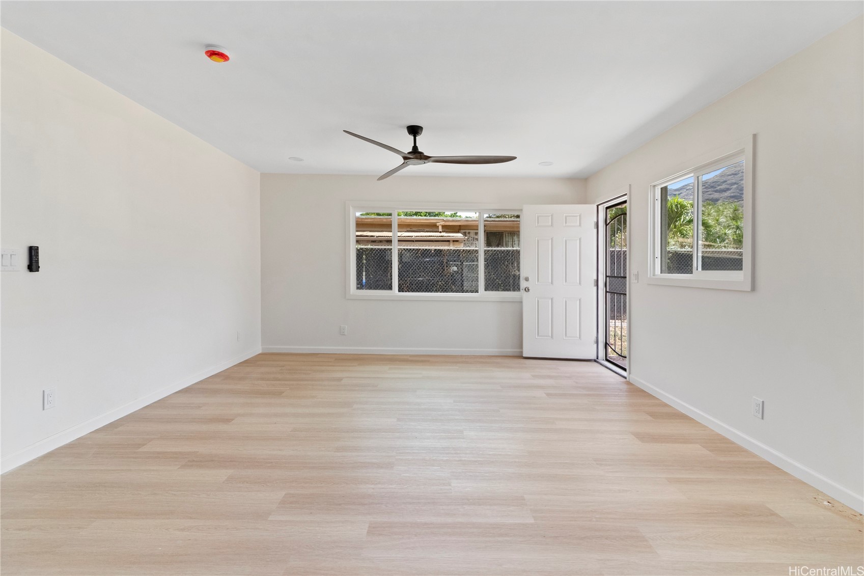 84-1035 Lahaina Street