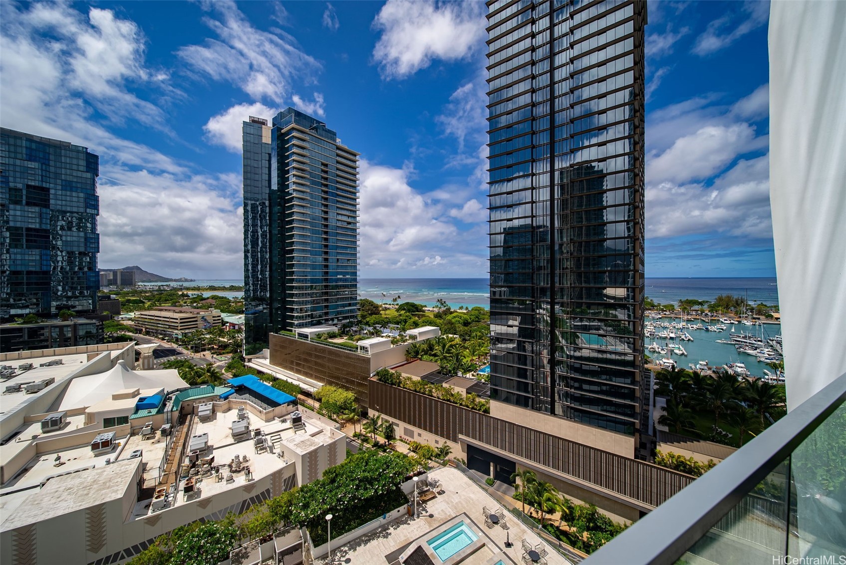 1000 Auahi Street 1504