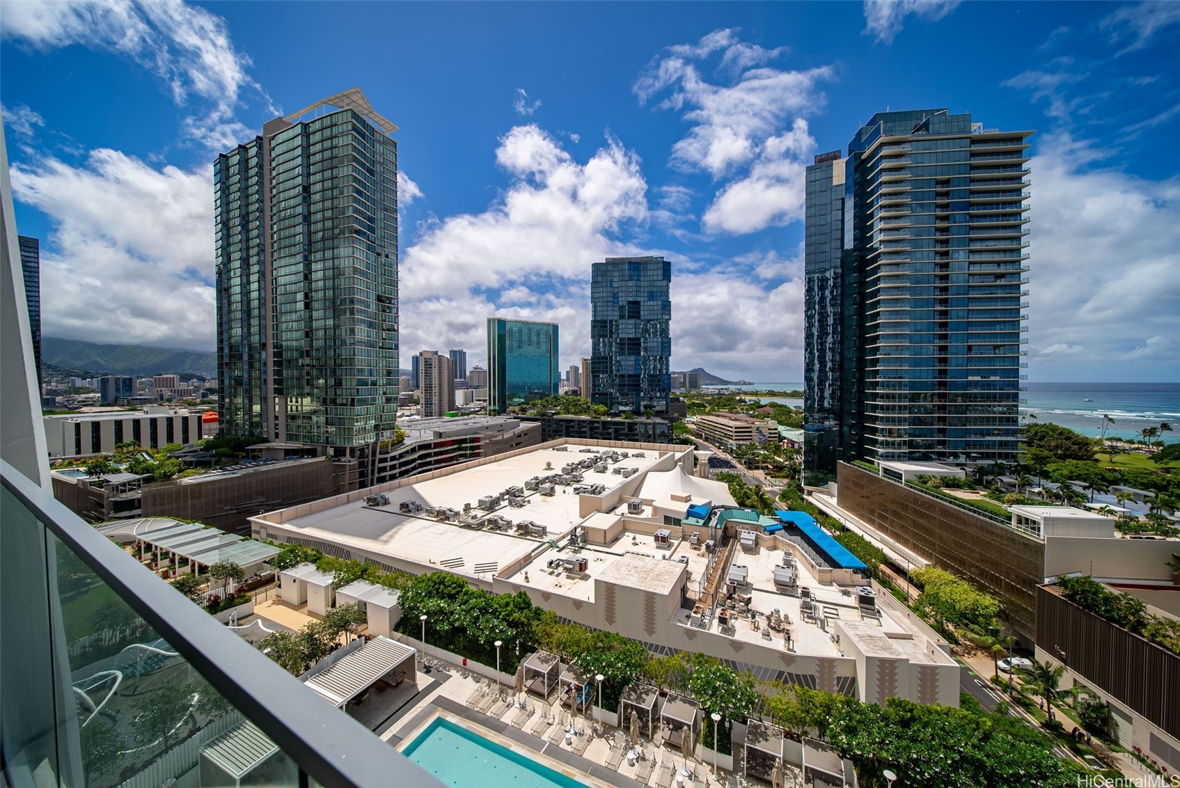 1000 Auahi Street 1504