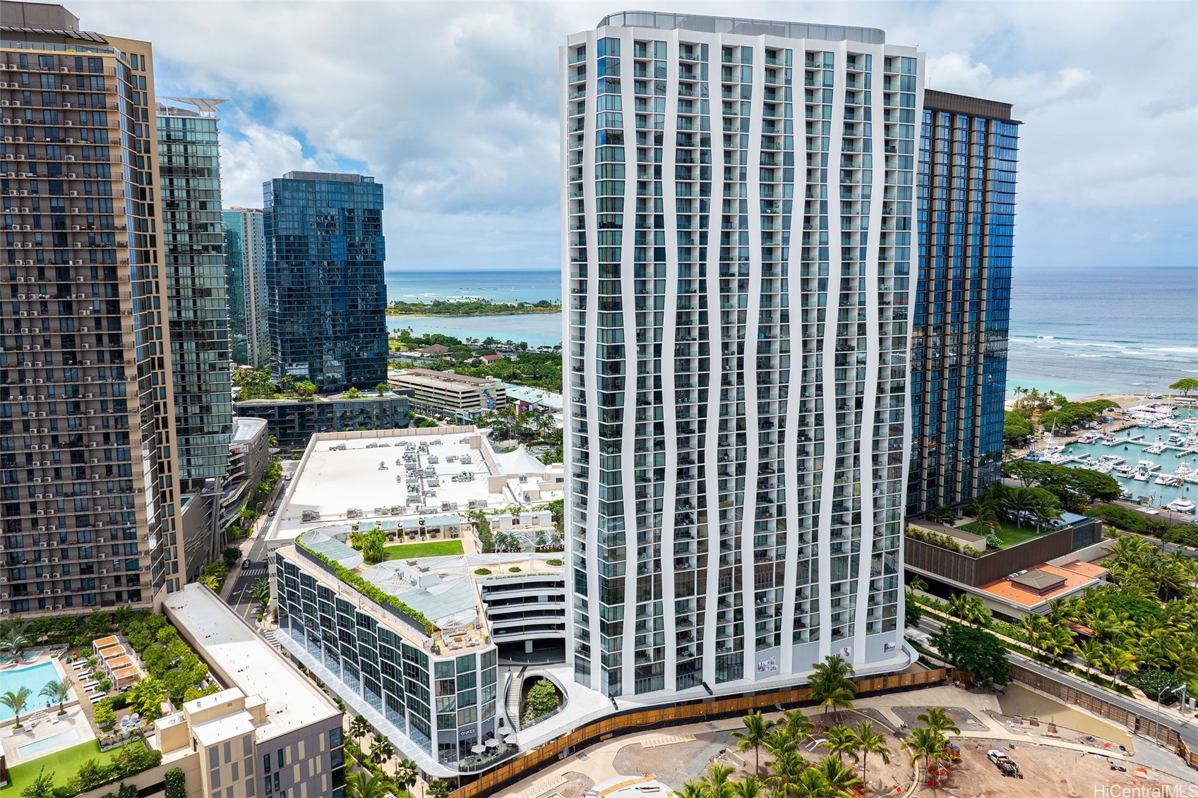 1000 Auahi Street 1504