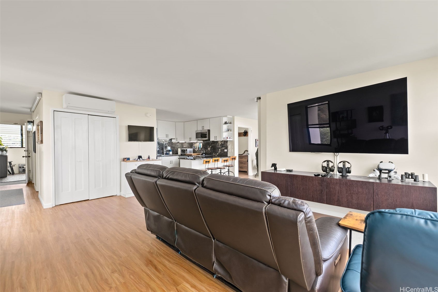 6710 Hawaii Kai Drive 1100