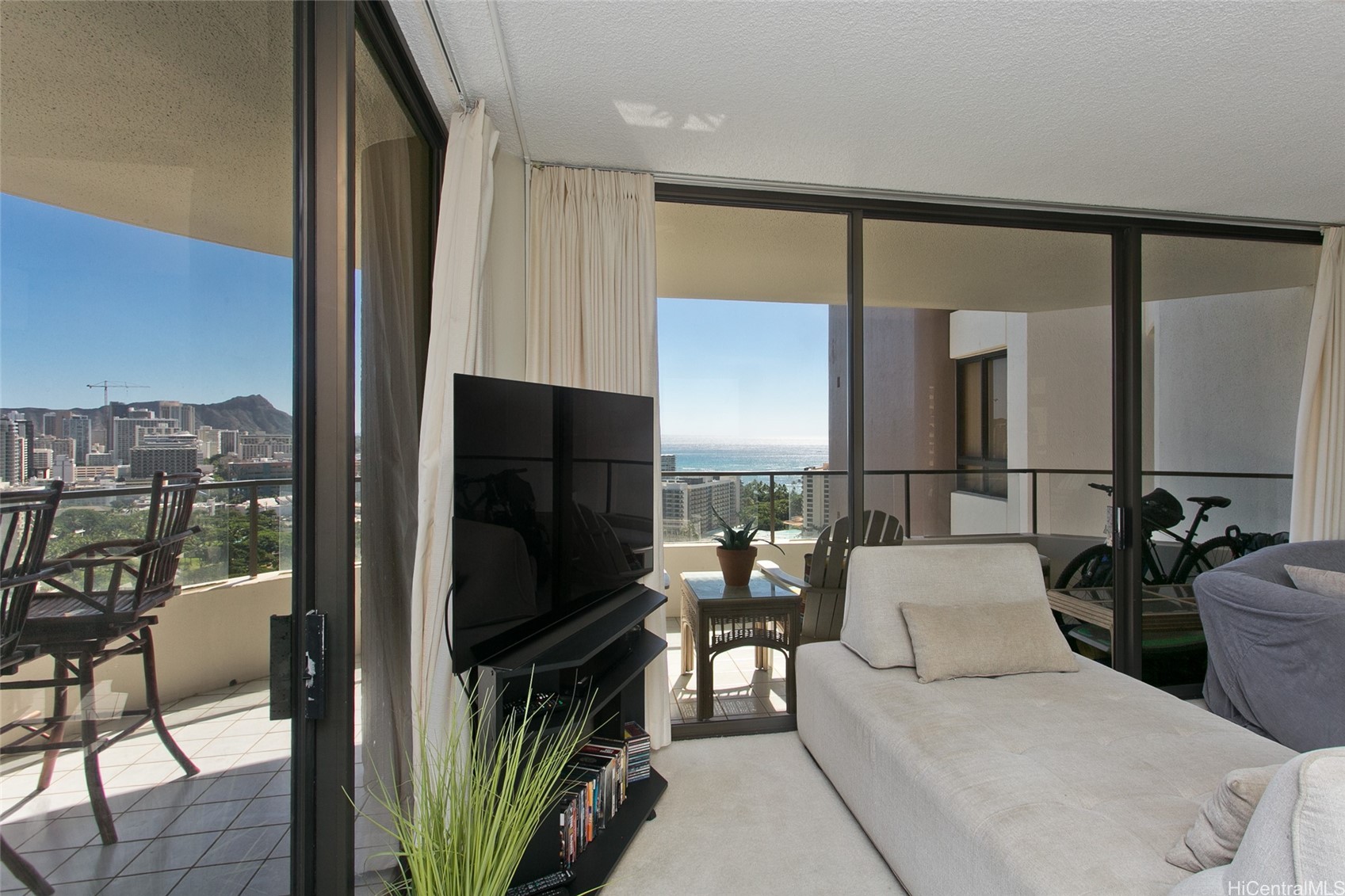 1910 Ala Moana Boulevard 29D