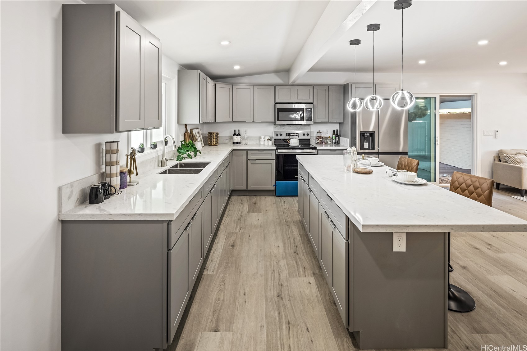 1650 California Avenue