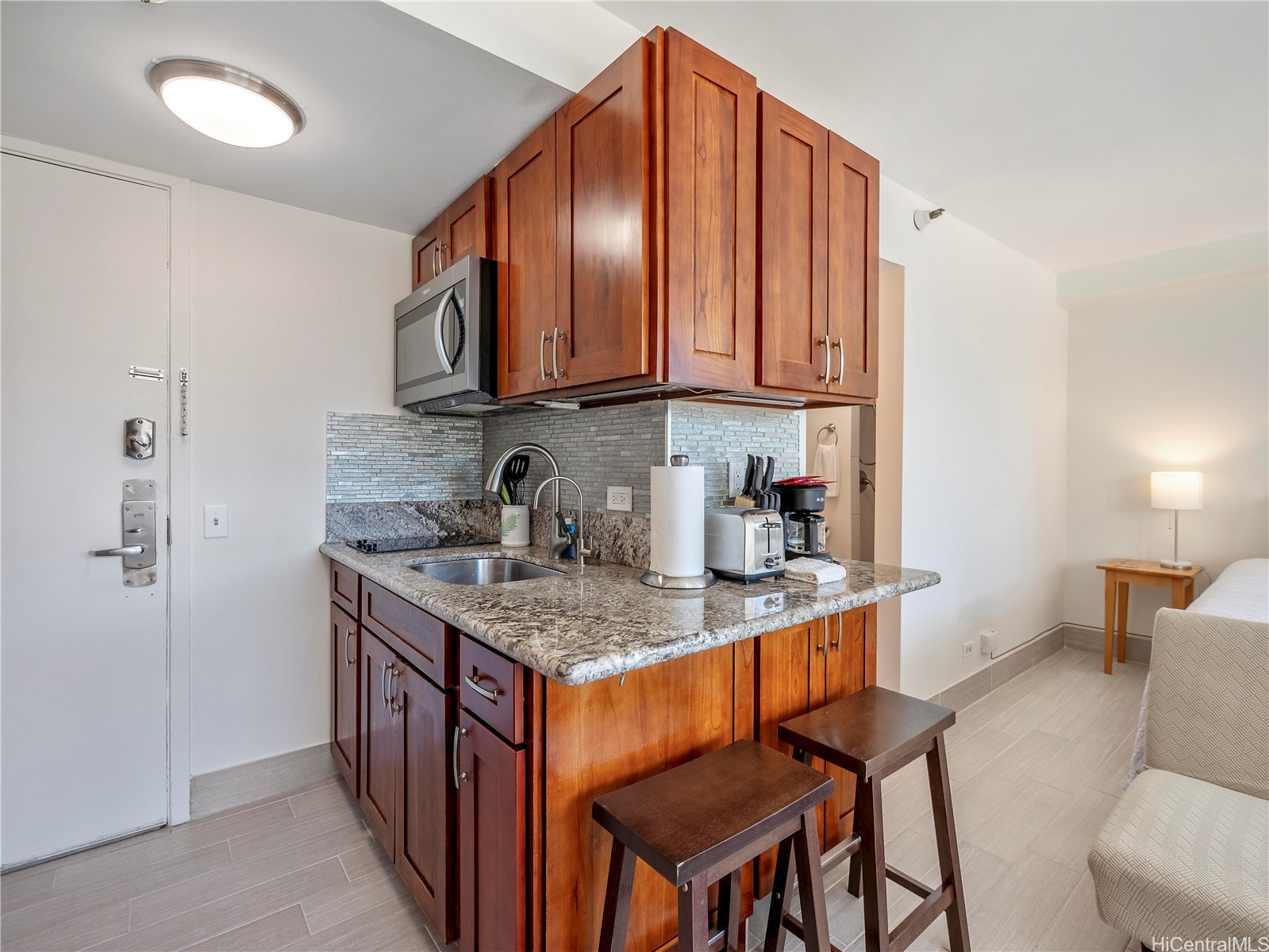 444 Kanekapolei Street 1504