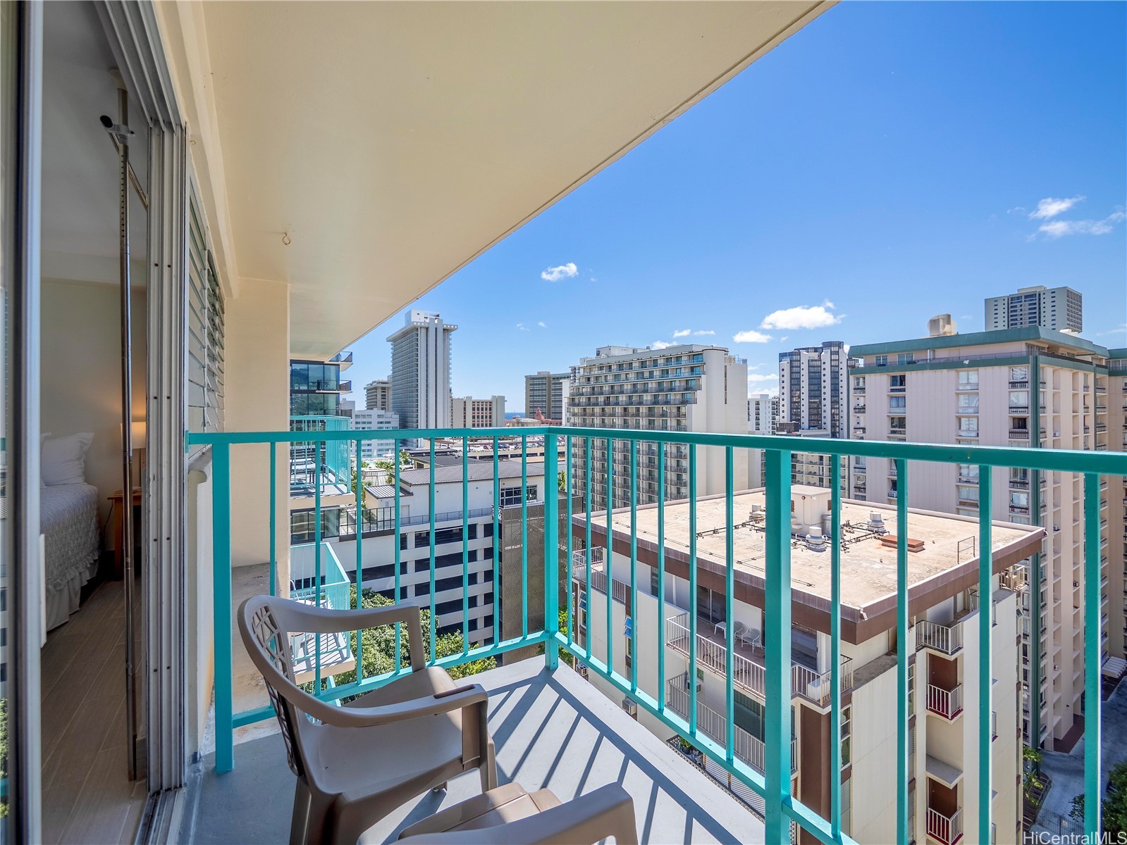 444 Kanekapolei Street 1504