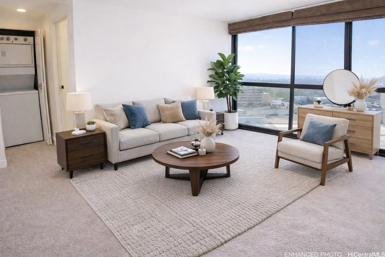 600 Queen Street 1405