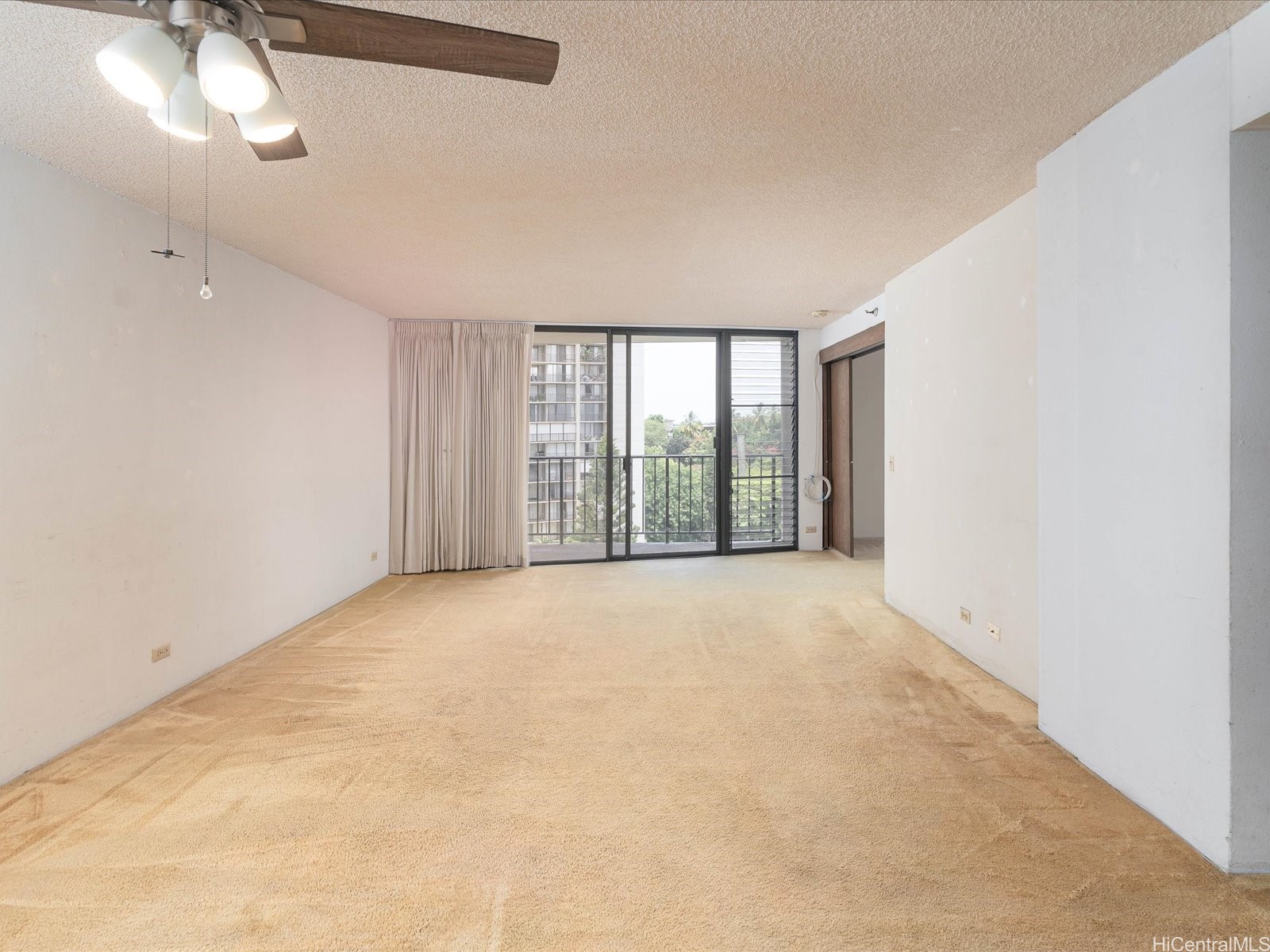 98-487 Koauka Loop B608