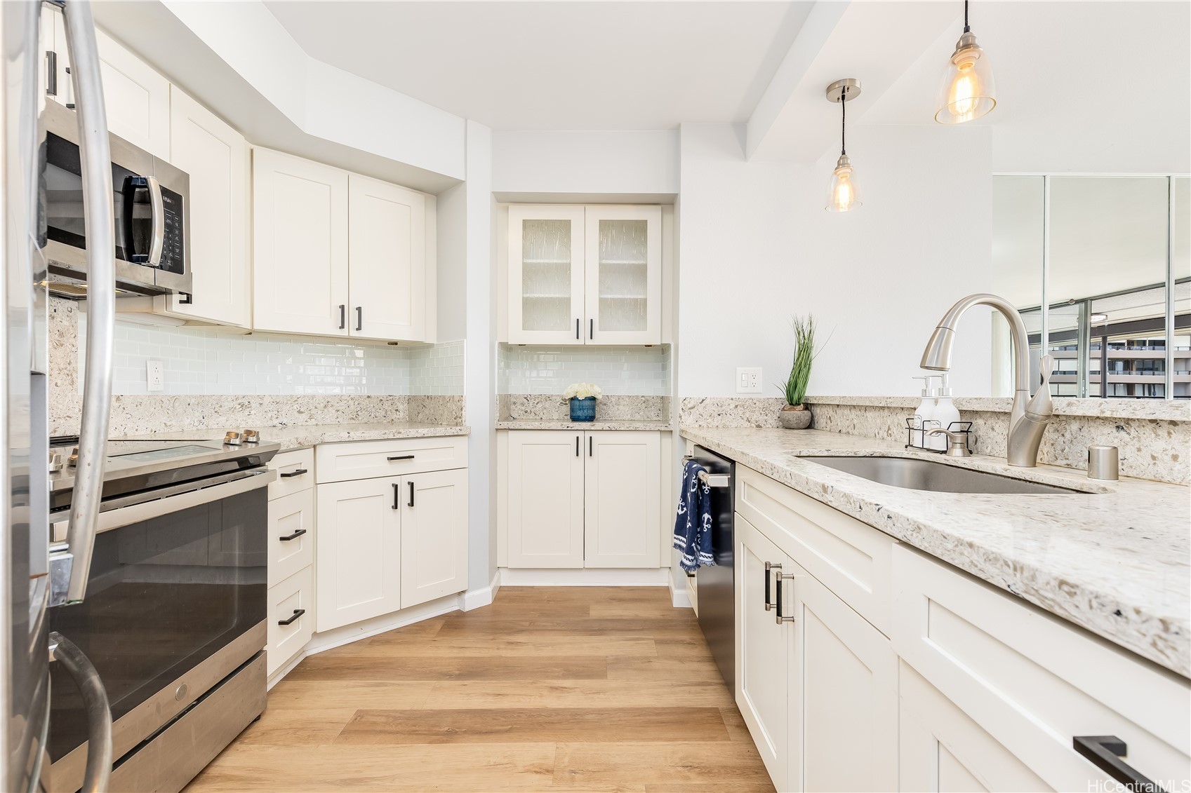 583 Kamoku Street DH1907