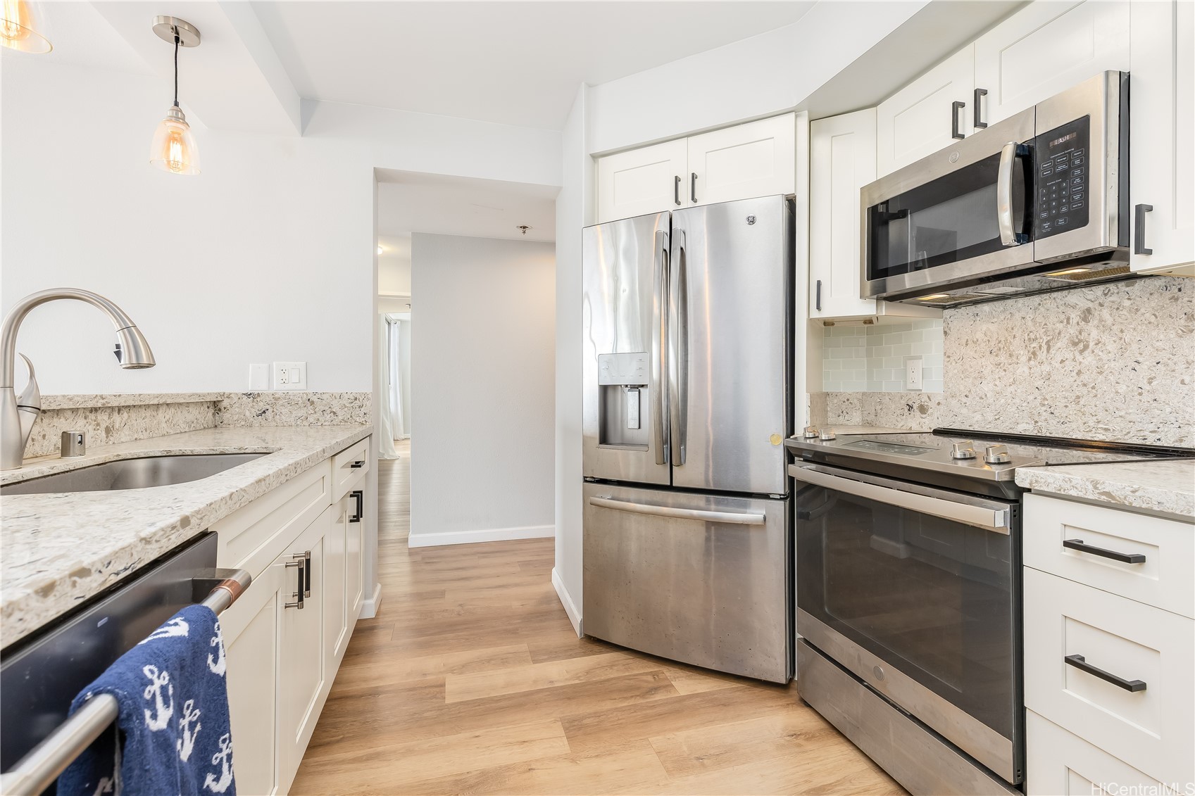 583 Kamoku Street DH1907