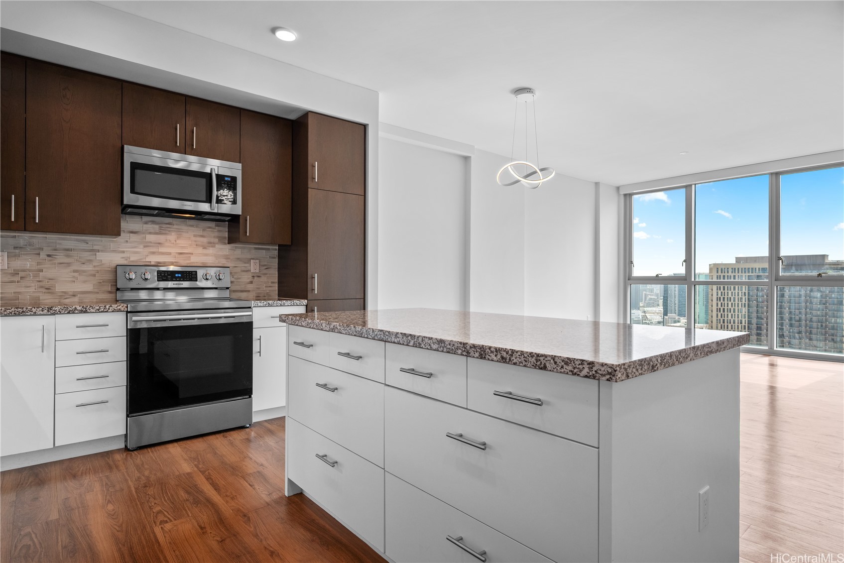 988 Halekauwila Street 4208