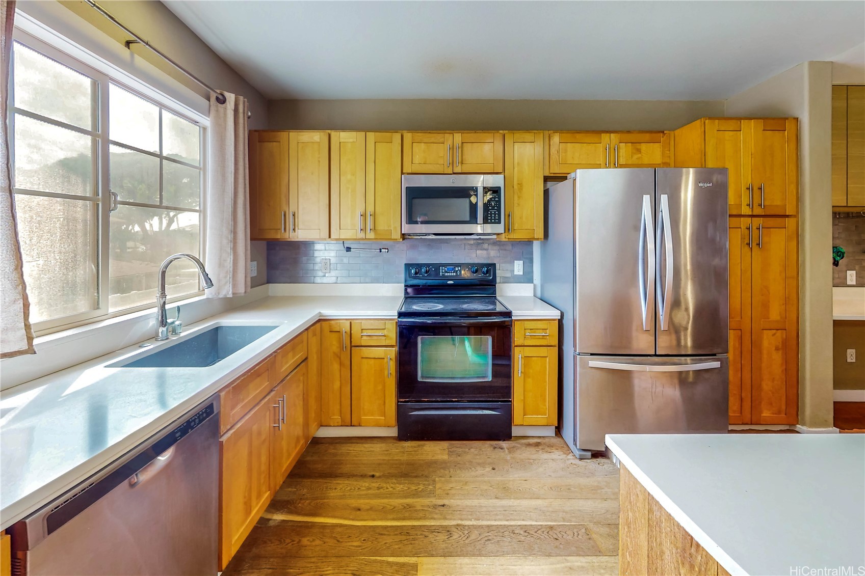 91-1171 Kaiau Avenue 205