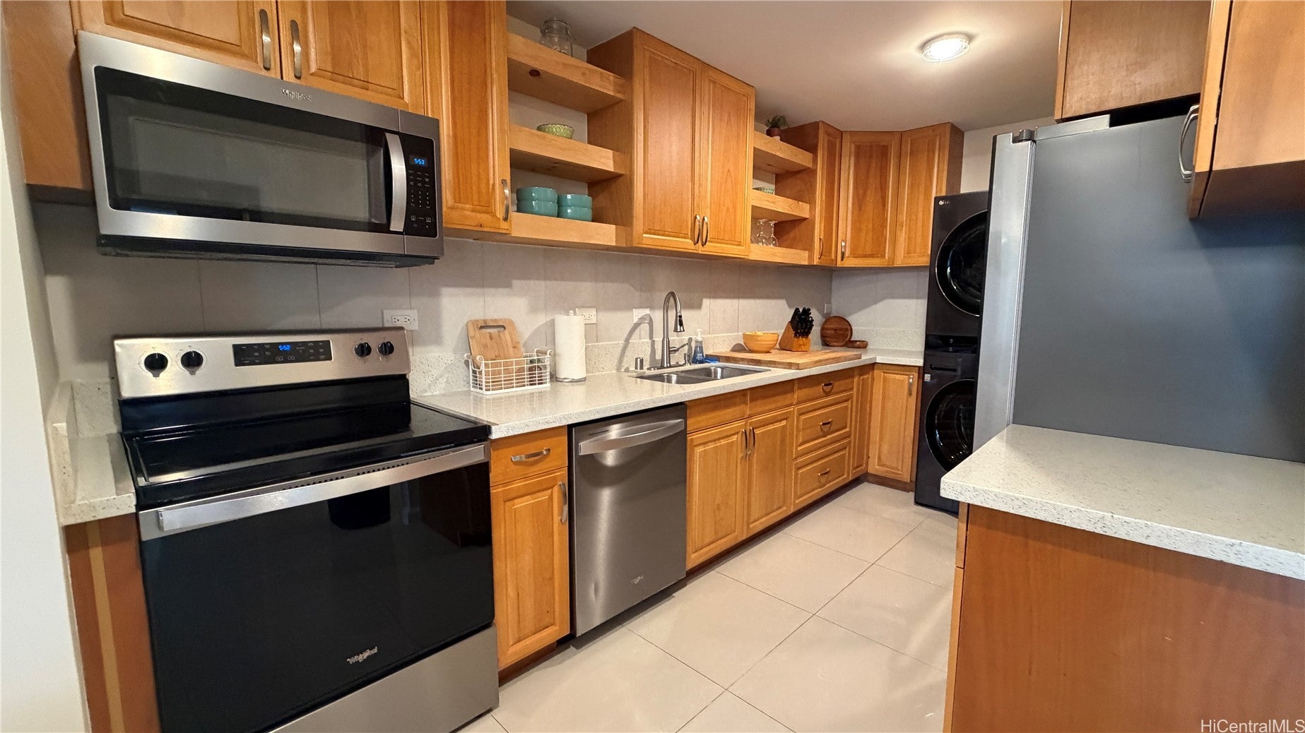 2222 Aloha Drive 302
