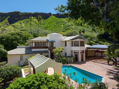 Photo of 3073 Noela Drive, Honolulu, HI 96815 (MLS # 202607026)