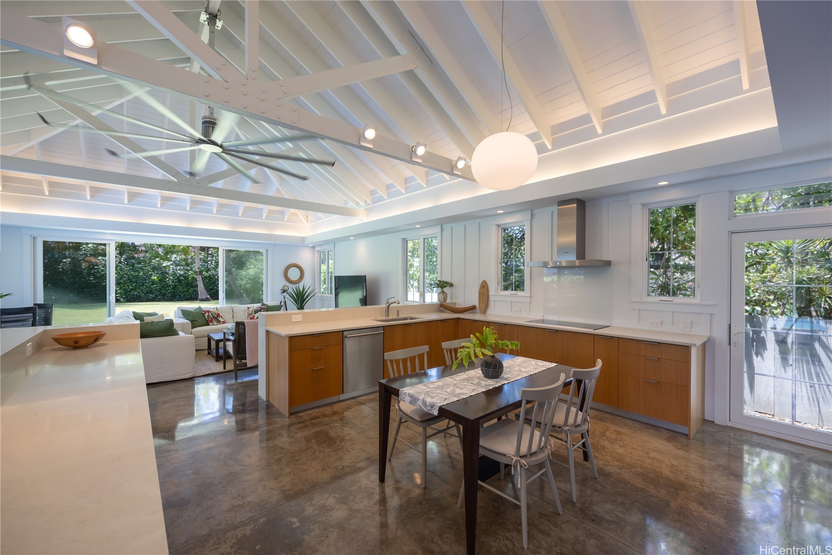 126 Onekea Drive