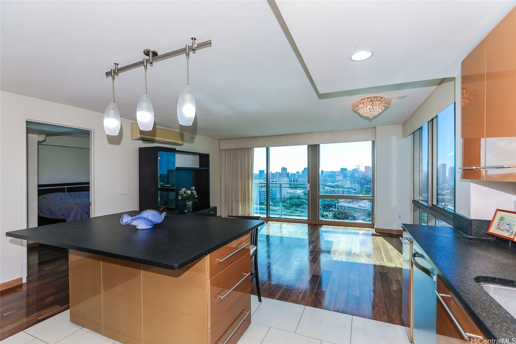 1200 Queen Emma Street 2302