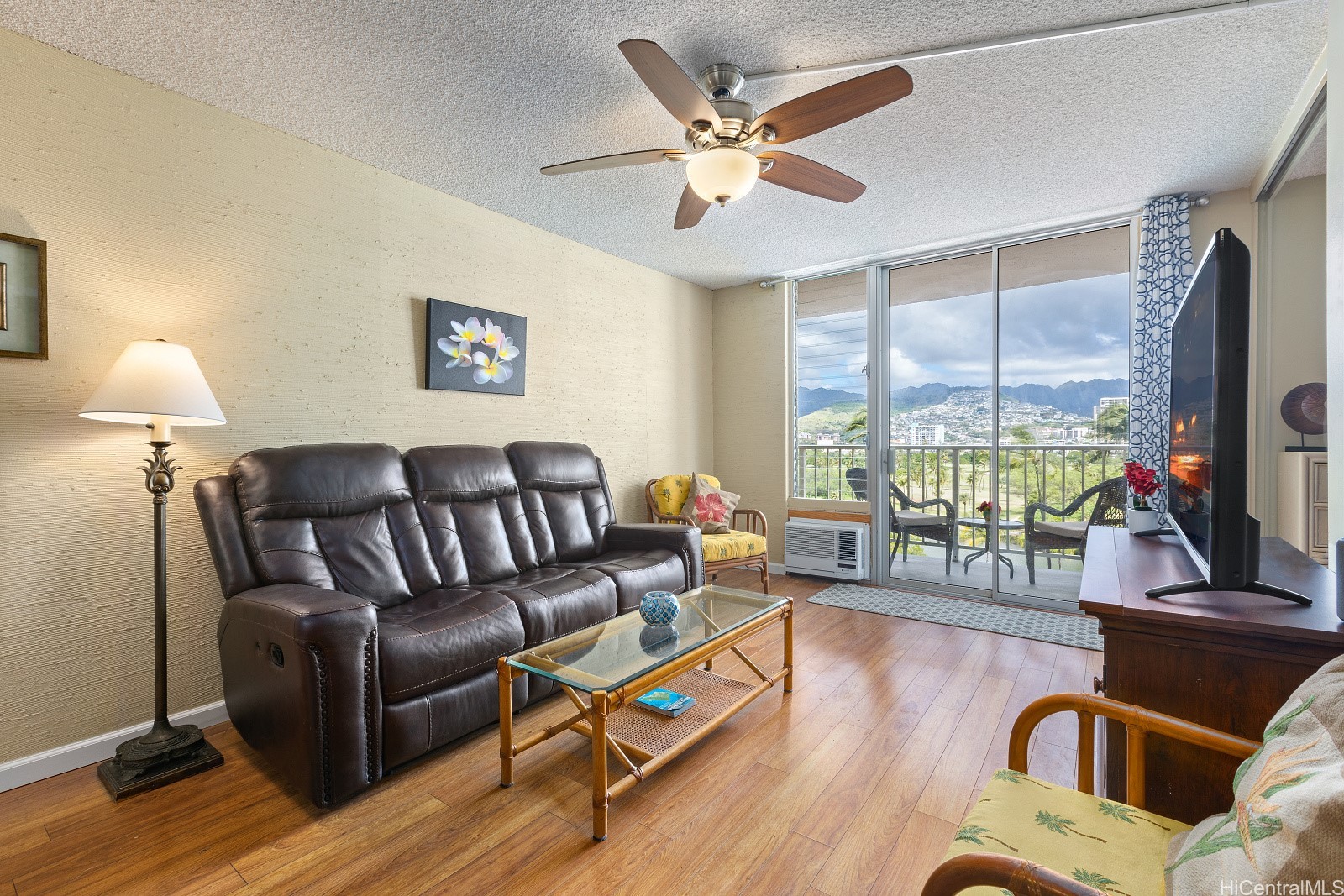 2452 Tusitala Street 908
