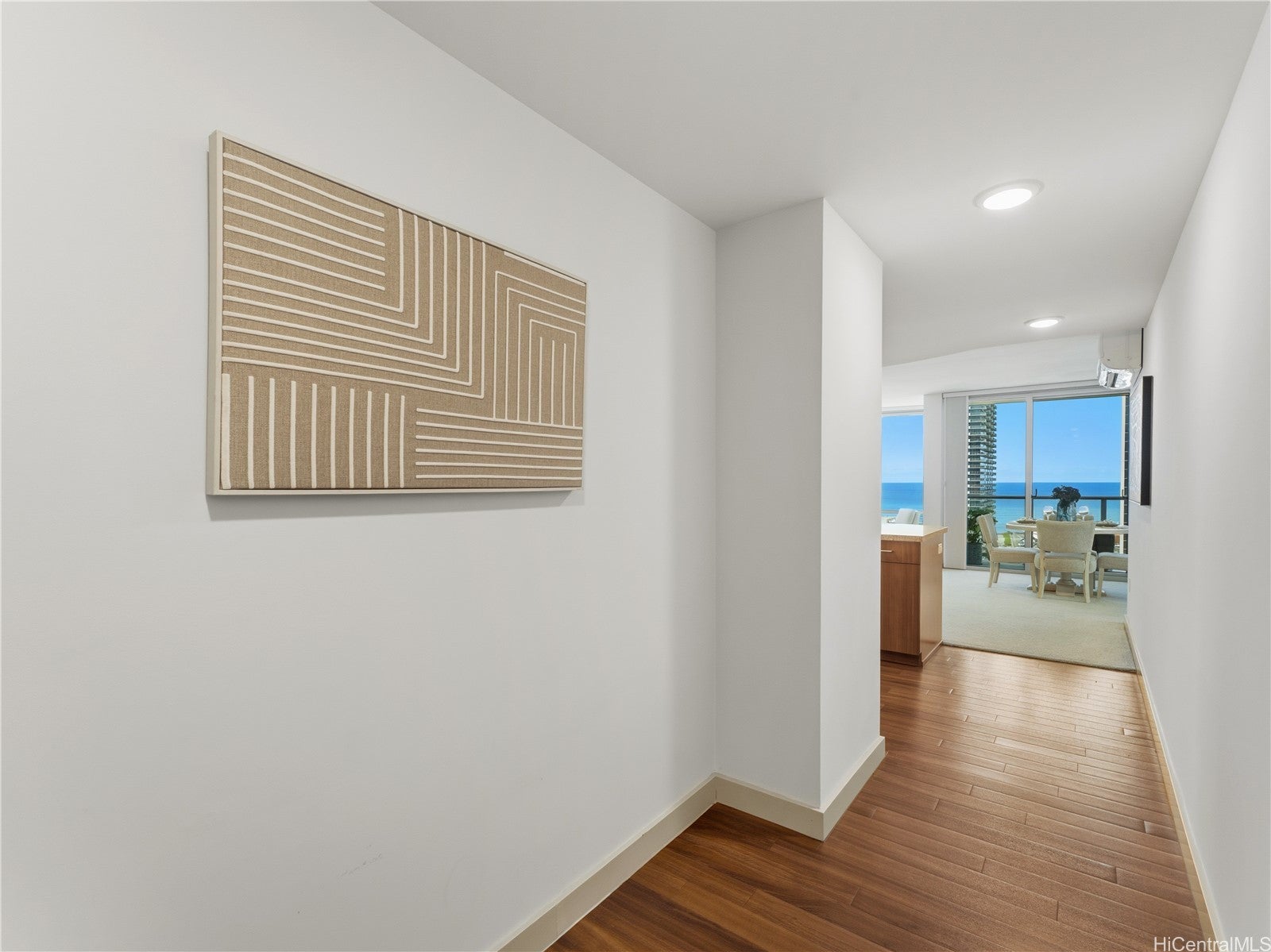 555 South Street 2805