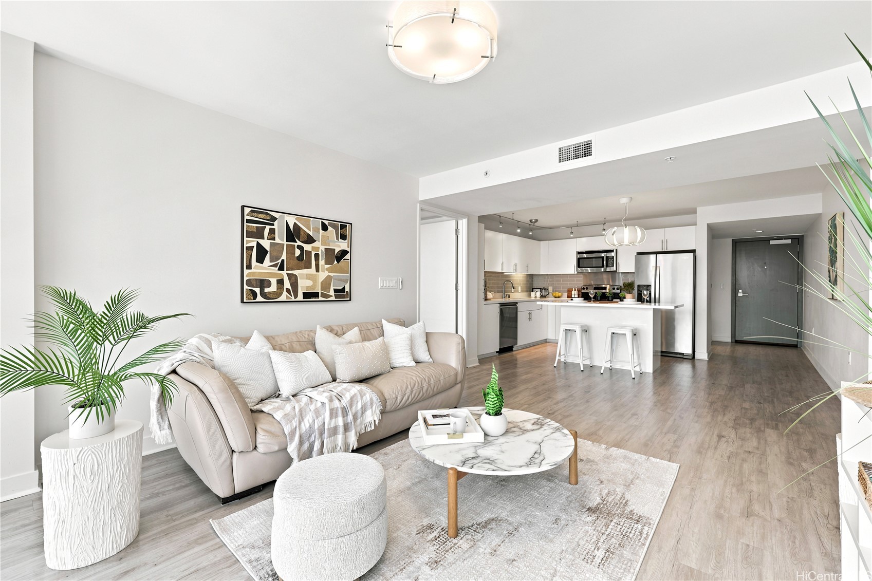 888 Kapiolani Boulevard 1706