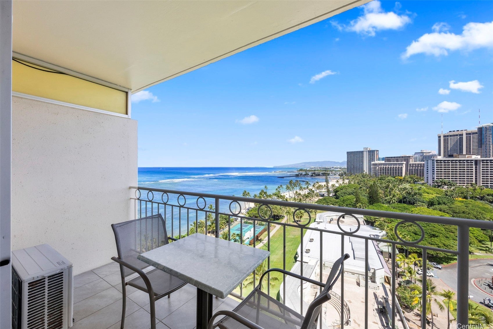 2161 Kalia Road 1415
