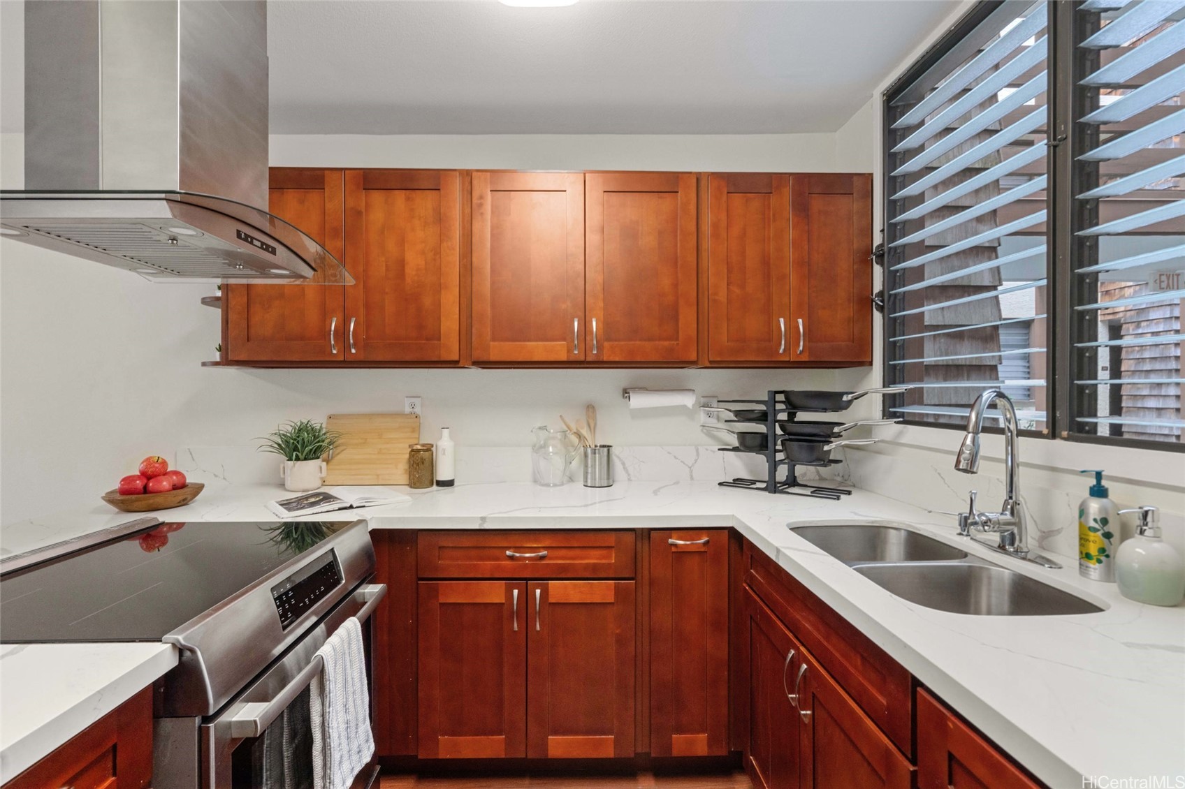 1015 Aoloa Place 258