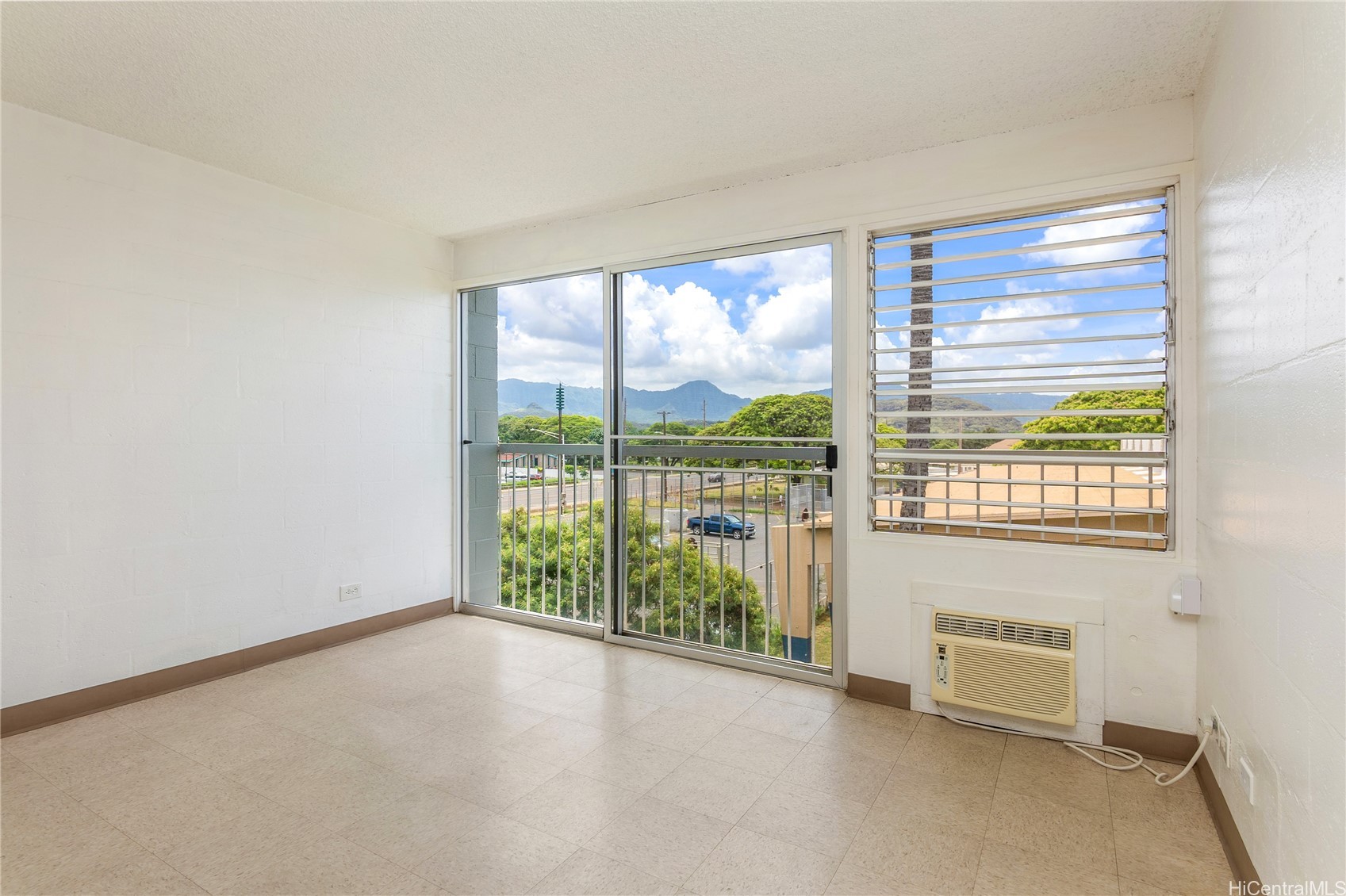 85-175 Farrington Highway C/437