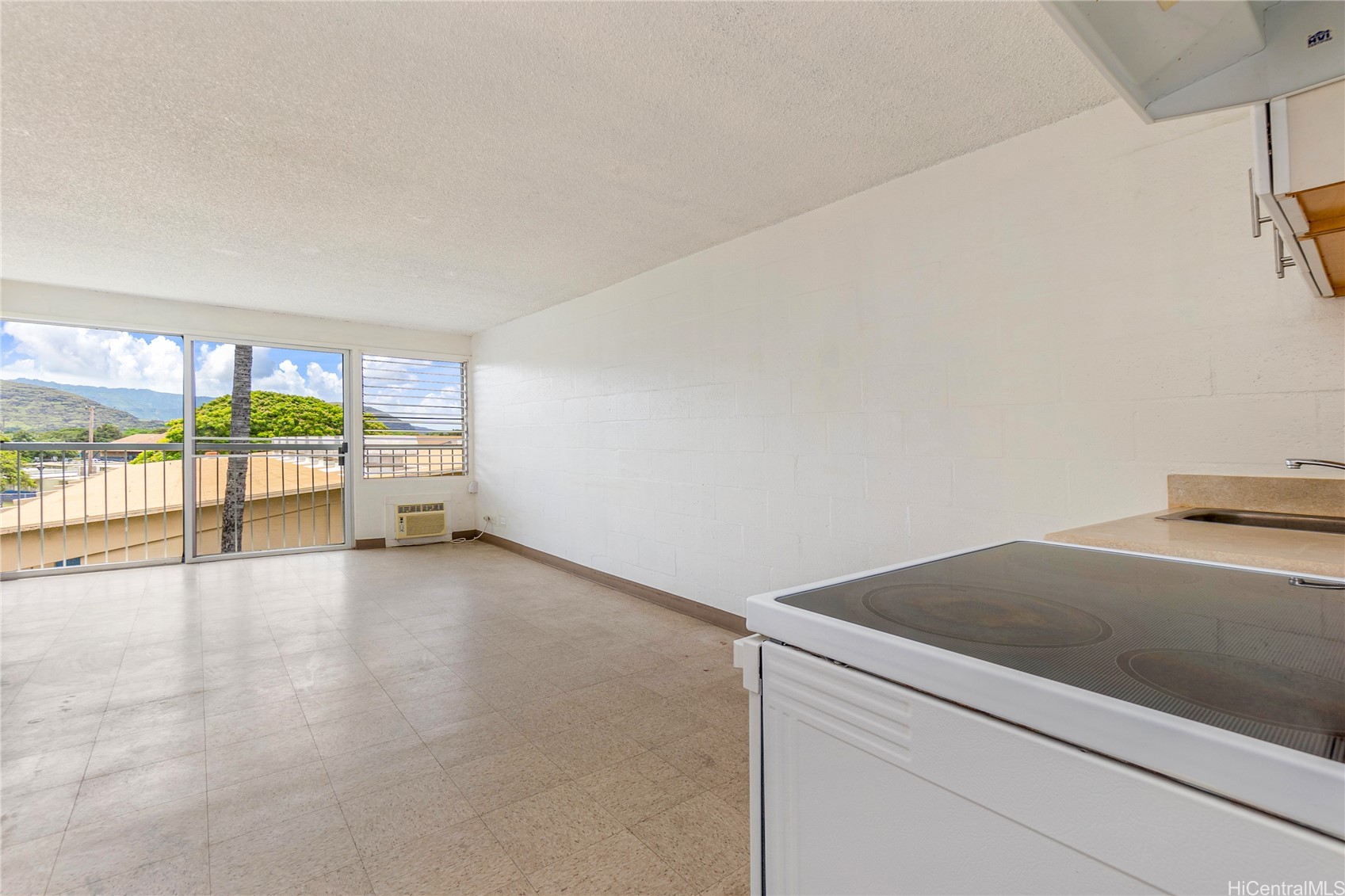 85-175 Farrington Highway C/437