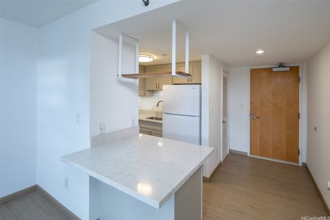 Photo of 545 Queen Street #622, Honolulu, HI 96813 (MLS # 202600257)